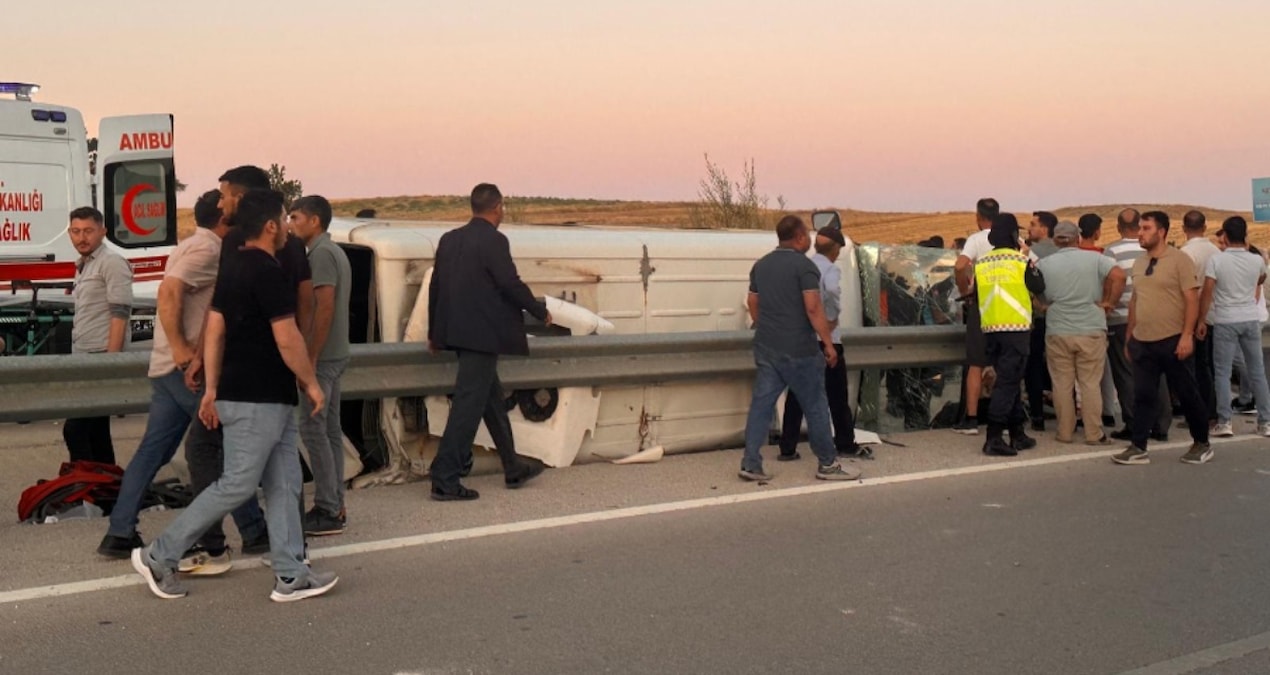 afyonkarahisarda can pazari 3u agir 10 yarali rt5R2OnA