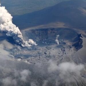 yanardag patladi uyari anonslari basladi kilometrelerce alana tas yagacak l3y8ARVP