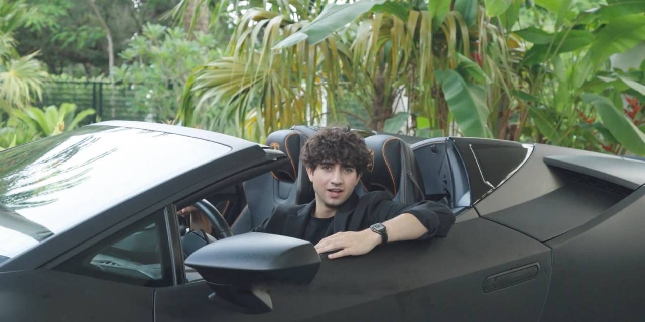 18 yasinda aylik 14 miyon dolar kazaniyor 7 yasinda ogrendigi sistemle milyoner oldu S66cRizq