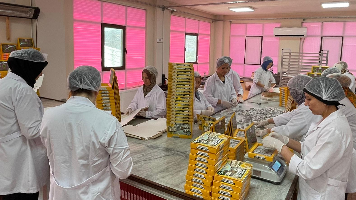 osmaneli ayva lokumu yeniden turkiye genelinde raflarda fFWgvKFj