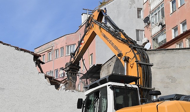 osmangazi belediyesinden tarihi koruyan yikim e5wjBKDU.jpg