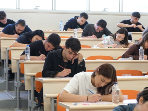 Yks sonuclari aciklandi sampiyonlar belli oldu matematik sorusu iptal KX2bNZaK